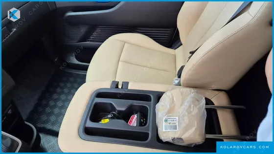HYUNDAI STARIA CARGO 3-SEATER