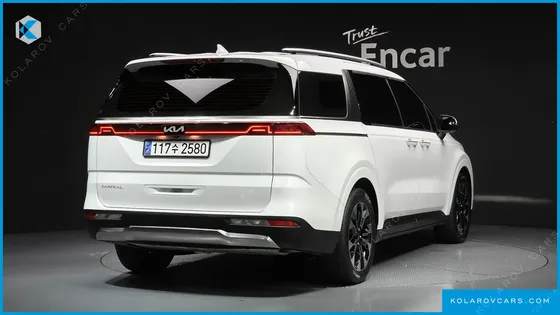 KIA CARNIVAL 9-SEATER SIGNATURE