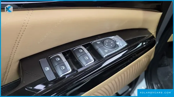 KIA CARNIVAL 9-SEATER SIGNATURE