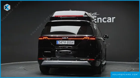 KIA CARNIVAL 7-SEATER HI-LIMOUSINE