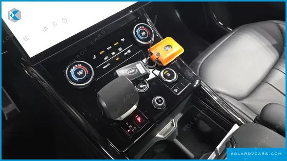 LAND ROVER RANGE ROVER SPORT D300 HSE DYNAMIC
