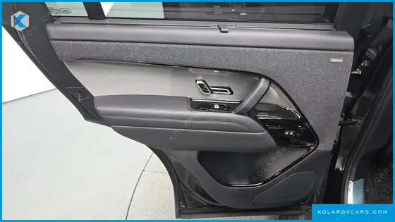 LAND ROVER RANGE ROVER SPORT D300 HSE DYNAMIC