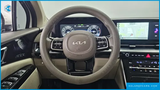 KIA CARNIVAL 9-SEATER HI-LIMOUSINE