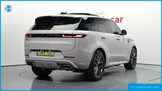 LAND ROVER RANGE ROVER SPORT P550E DYNAMIC HSE