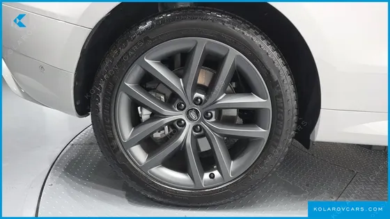 LAND ROVER RANGE ROVER SPORT P550E DYNAMIC HSE