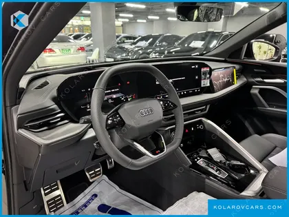 AUDI Q5 40 TDI QUATTRO S LINE BLACK EDITION