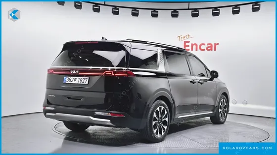 KIA CARNIVAL 9-SEATER NOBLESSE