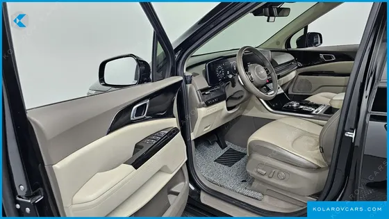 KIA CARNIVAL 9-SEATER NOBLESSE