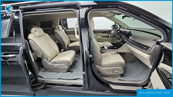 KIA CARNIVAL 9-SEATER NOBLESSE
