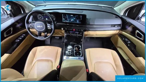 KIA CARNIVAL GASOLINE 7-SEATER SIGNATURE