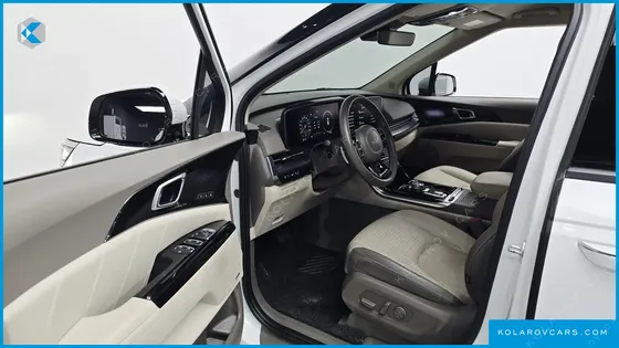 KIA CARNIVAL GASOLINE 9-SEATER HI-LIMOUSINE
