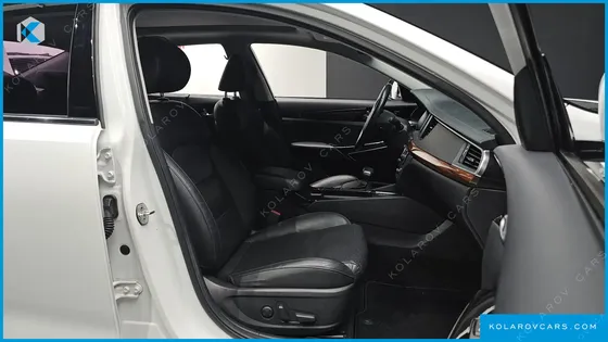KIA K7 3.0 LPI PRESTIGE (RENTAL CAR)