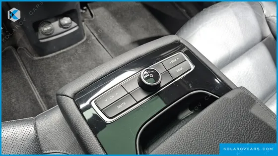 KIA K7 3.0 LPI PRESTIGE (RENTAL CAR)