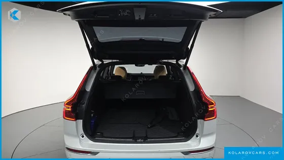 VOLVO XC60 B5 INSCRIPTION