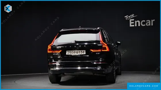 VOLVO XC60 B5 INSCRIPTION