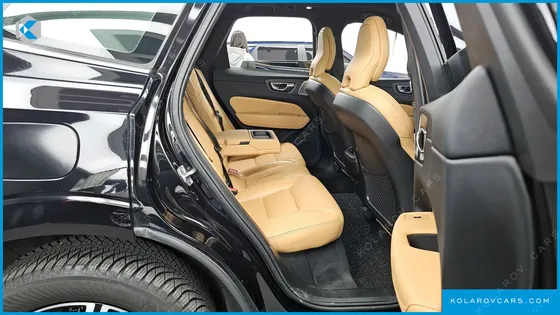 VOLVO XC60 B5 INSCRIPTION