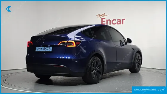TESLA MODEL Y RWD