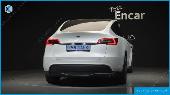TESLA MODEL Y RWD