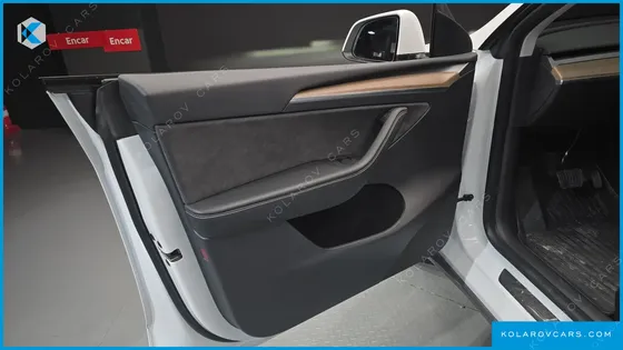TESLA MODEL Y RWD