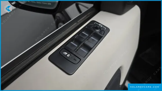 LAND ROVER DISCOVERY SPORT D150 S