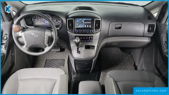 HYUNDAI STAREX VAN 5-SEATER