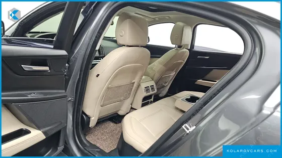 JAGUAR XE 20D PRESTIGE