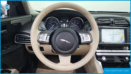 JAGUAR XE 20D PRESTIGE