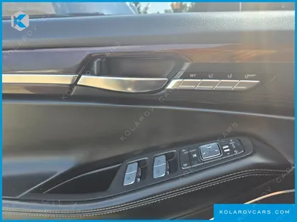 GENESIS EQ900 3.8 GDI AWD
