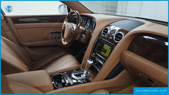 BENTLEY FLYING SPUR 4.0