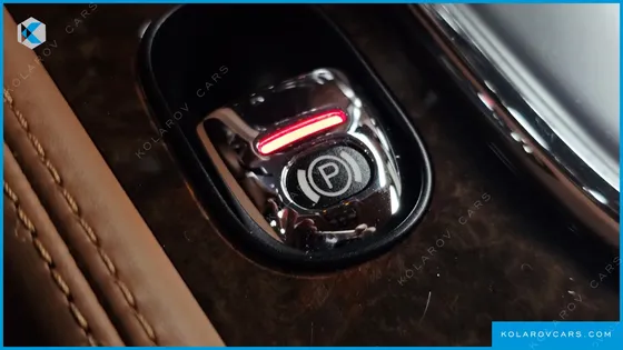 BENTLEY FLYING SPUR 4.0