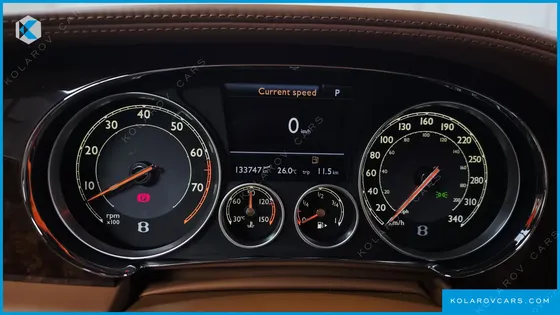 BENTLEY FLYING SPUR 4.0
