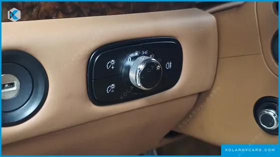 BENTLEY FLYING SPUR 4.0