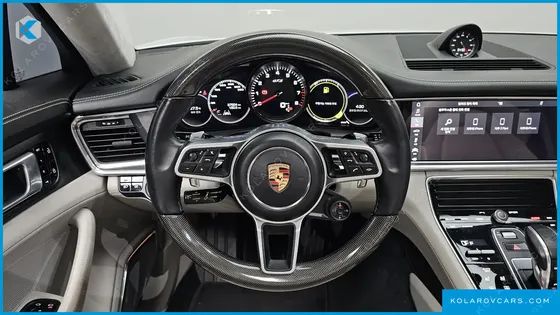 PORSCHE PANAMERA 4.0 GTS