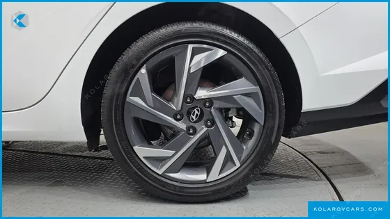 HYUNDAI ELANTRA (AVANTE) INSPIRATION