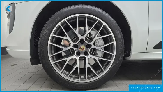 PORSCHE MACAN 2.9 GTS