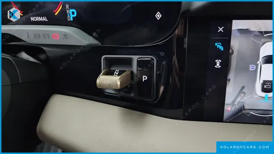 PORSCHE TAYCAN BASE
