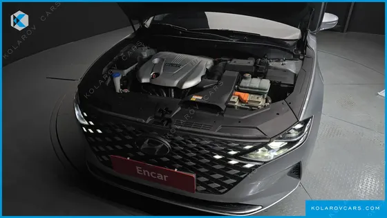 HYUNDAI GRANDEUR PREMIUM