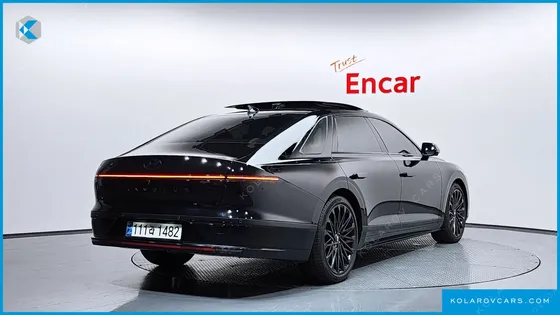 HYUNDAI GRANDEUR 3,5 GASOLINE 4WD