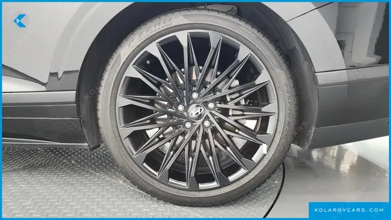 HYUNDAI GRANDEUR 3,5 GASOLINE 4WD