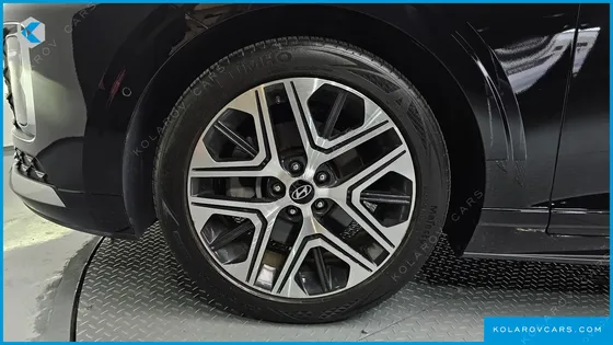 HYUNDAI GRANDEUR 2,5 GASOLINE 2WD