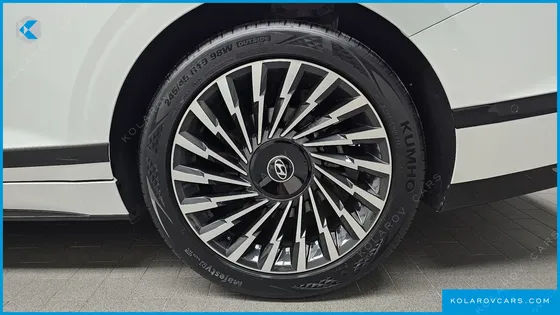 HYUNDAI GRANDEUR 2,5 GASOLINE 2WD