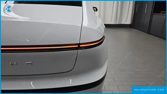 HYUNDAI GRANDEUR 2,5 GASOLINE 2WD