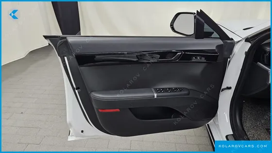 HYUNDAI GRANDEUR 2,5 GASOLINE 2WD