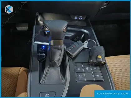 LEXUS UX 2.0 2WD