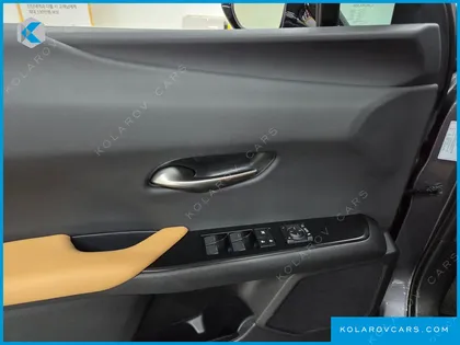 LEXUS UX 2.0 2WD