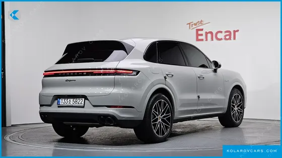 PORSCHE CAYENNE 3.0 E-HYBRID