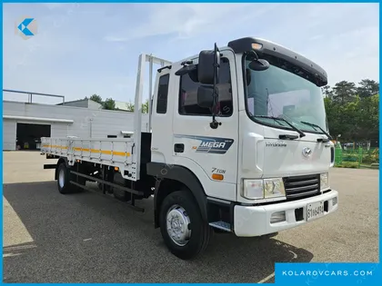 HYUNDAI MEGA TRUCK GOLD