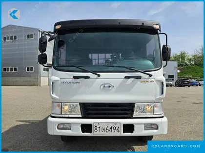 HYUNDAI MEGA TRUCK GOLD