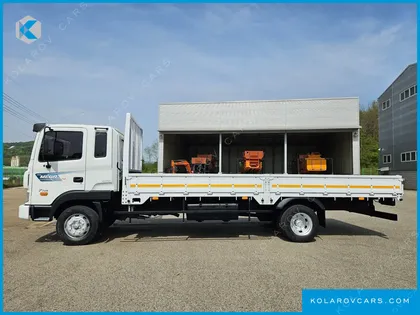 HYUNDAI MEGA TRUCK GOLD