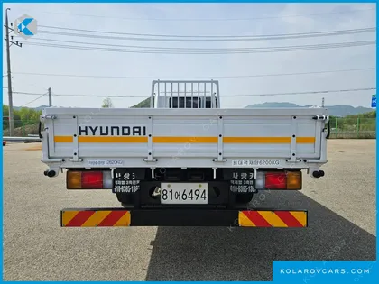 HYUNDAI MEGA TRUCK GOLD